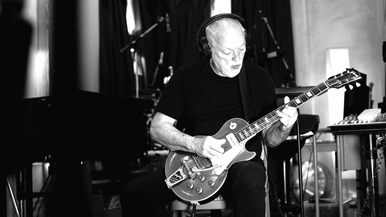 Watch New Live and InStudio Video from David Gilmour Classics Du Jour