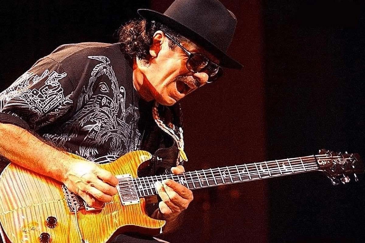 Carlos Santana plays at Ruoff Music Center