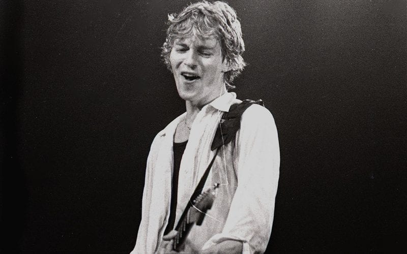 Hal Lindes performing with the Dire Straits in 1981