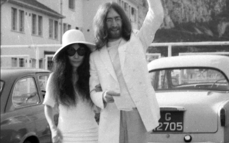 Yoko Ono and John Lennon wedding photo