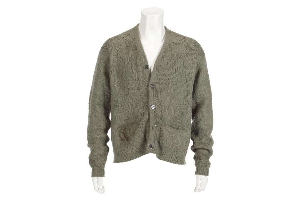 Kurt Cobain sweater up for auction