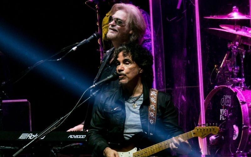 Daryl Hall & John Oates performing in 2017