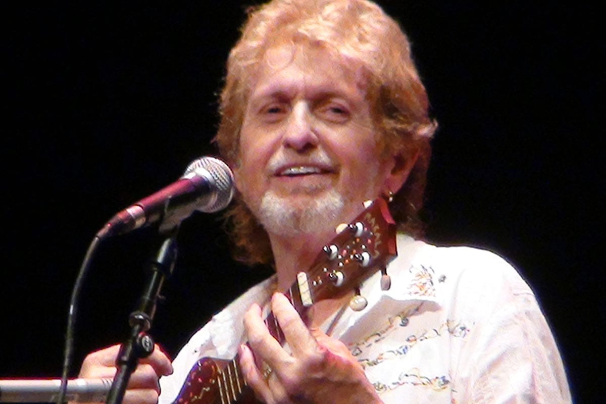 Jon Anderson performing in 2011