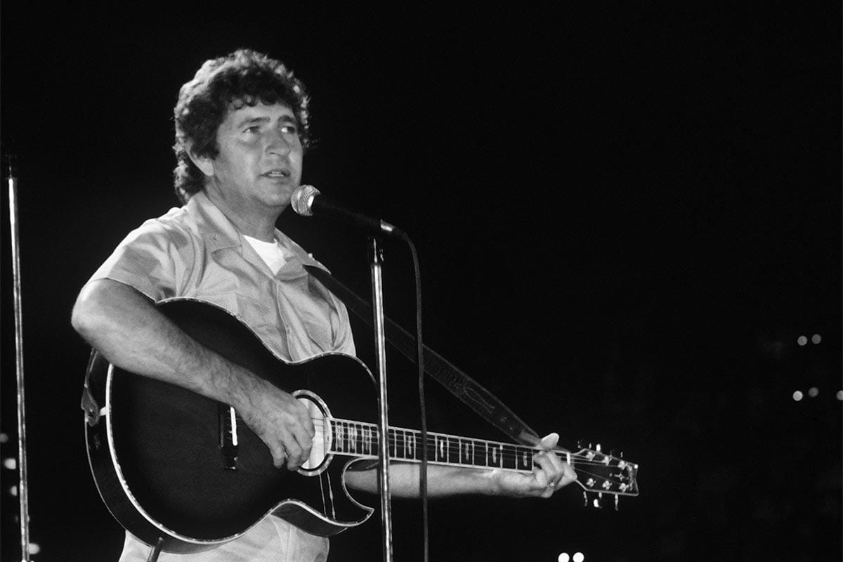 Mac Davis in 1986